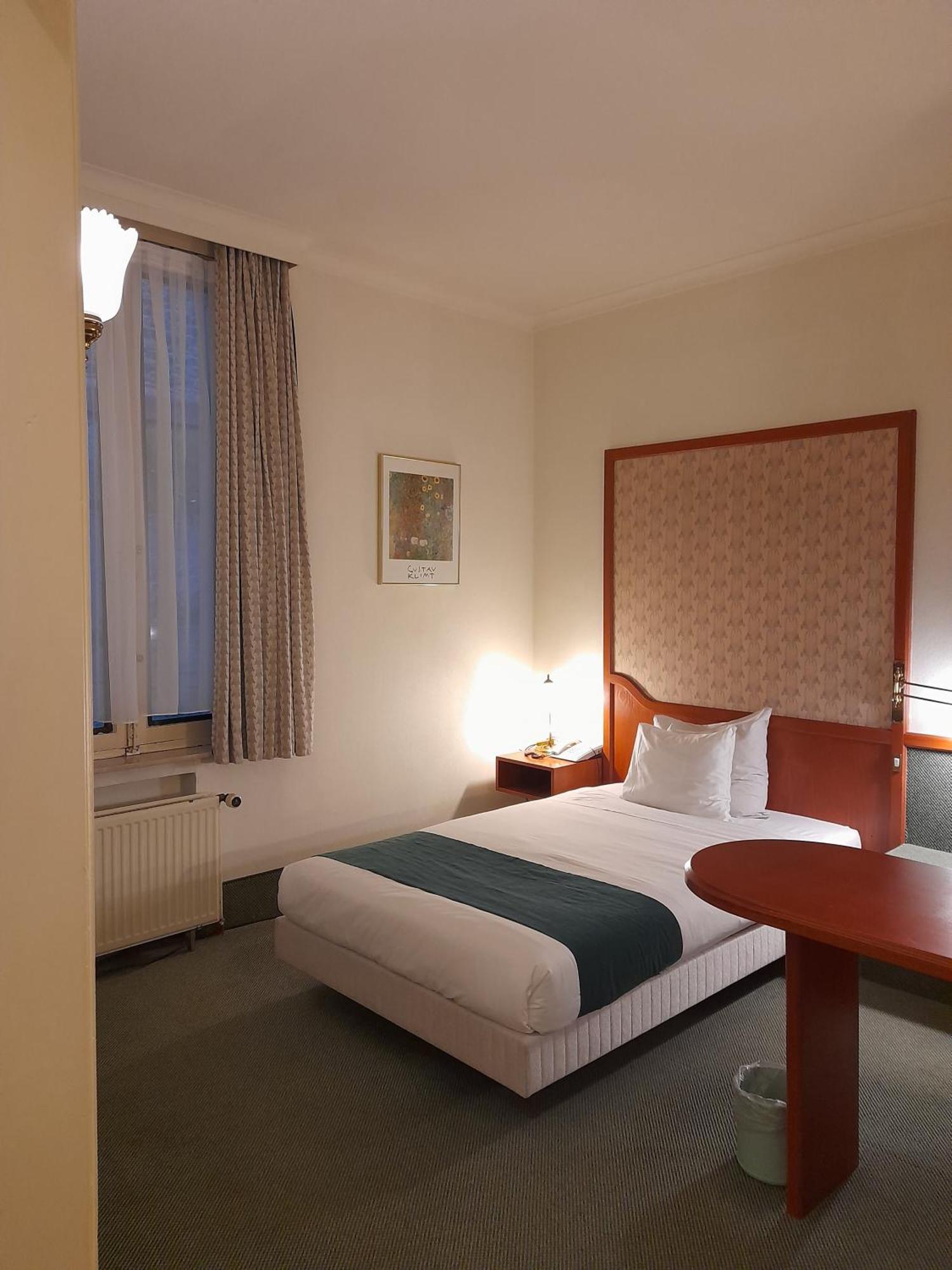 Le Dome Hotel Brüssel