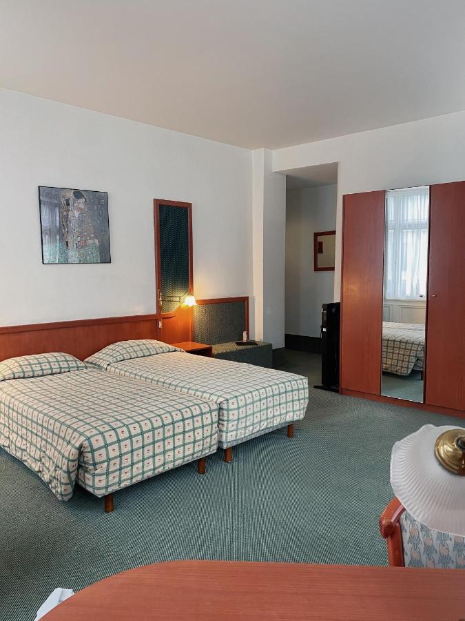 Hotel Le Dome Bruxelles